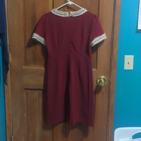 Betsey Johnson Burgundy Midi Dress with Cream Trim 4 - Picture 4 of 6